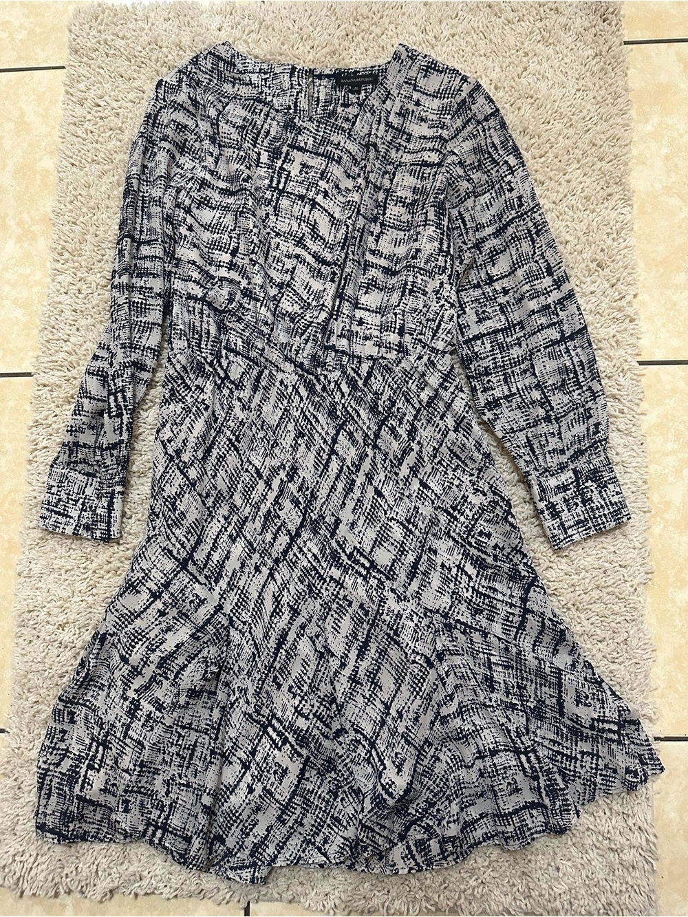 Banana Republic Navy and White Printed Short Sleeve Top